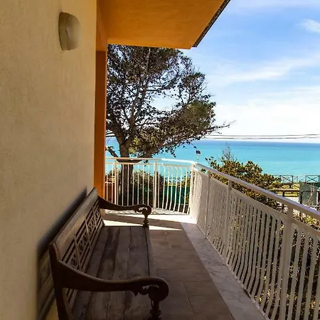 A Casa Di Amelie Guest house